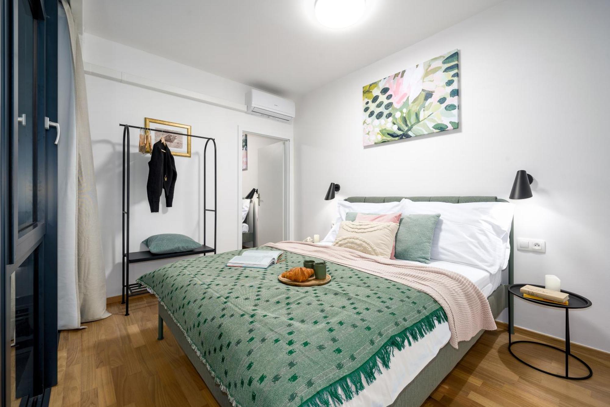 Appartamento Days - Ac - Garage - Terrace - 2bdr Praga